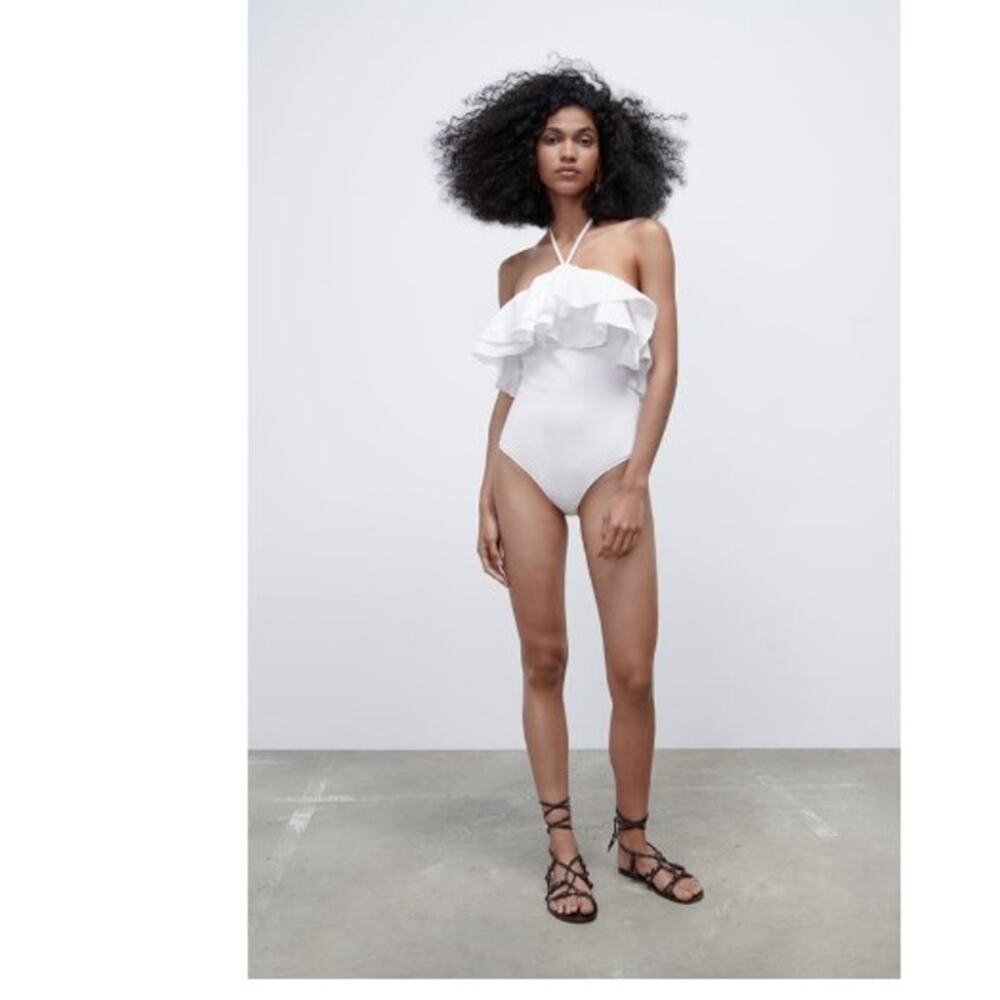Zara White Ribbed Halter Bodysuit Top with Large Ruffles 100% Cotton Size Medium